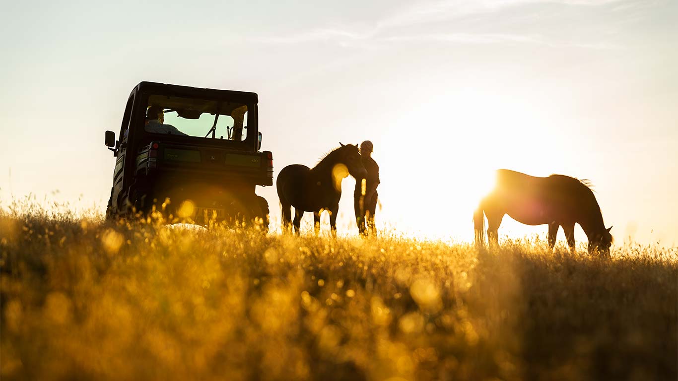 VOZILA JOHN DEERE GATOR – ZA VSA VAŠA VSAKDANJA OPRAVILA