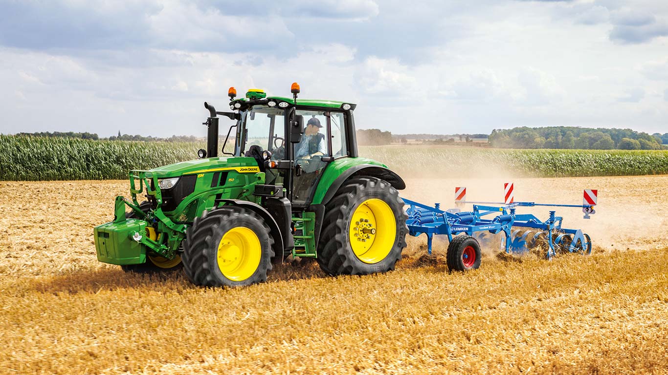 Traktor serije 6M s 4 valji